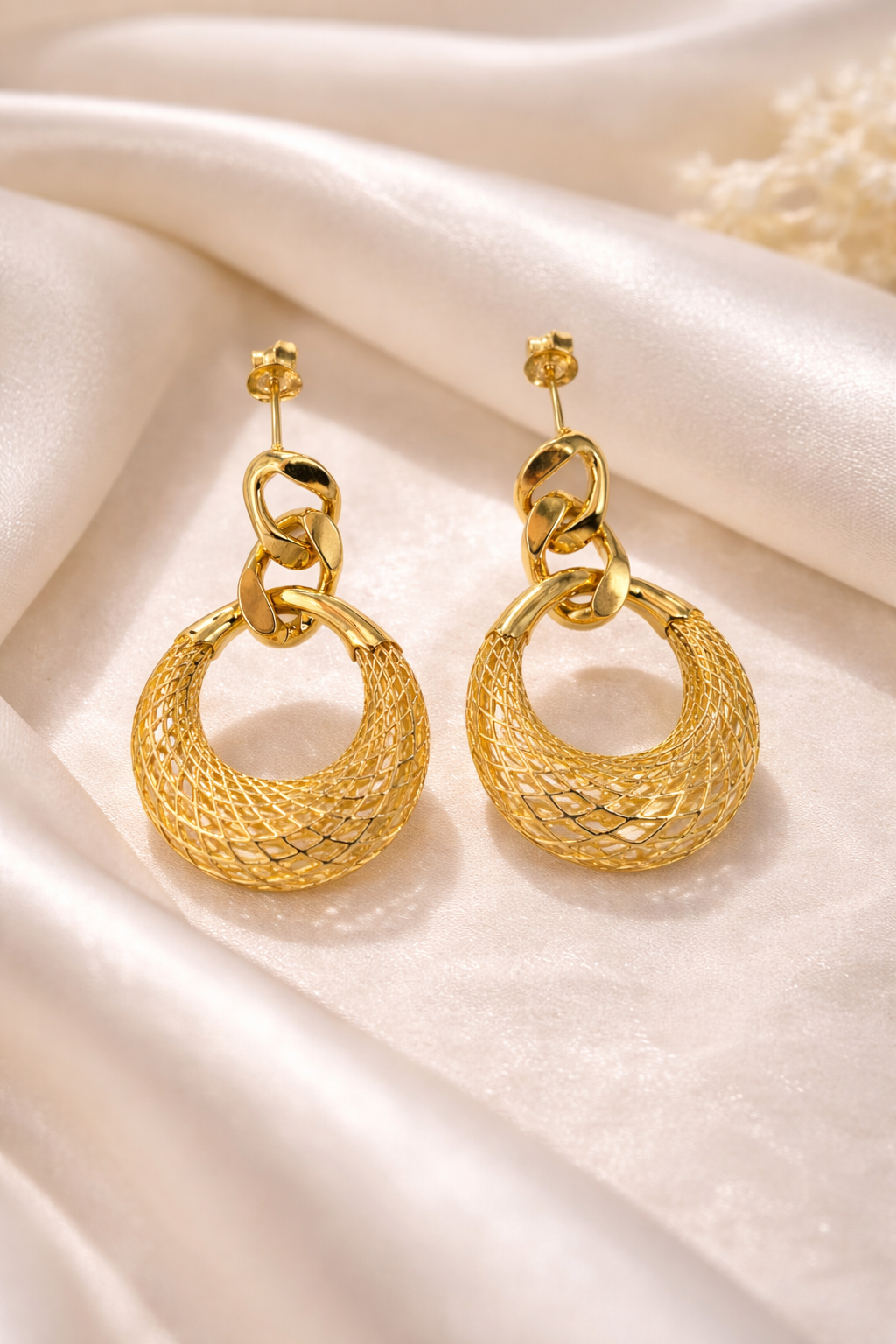 Interlocked Chain Hoop Earrings